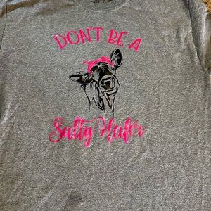 Gray Graphic Tee don’t be a salty heifer